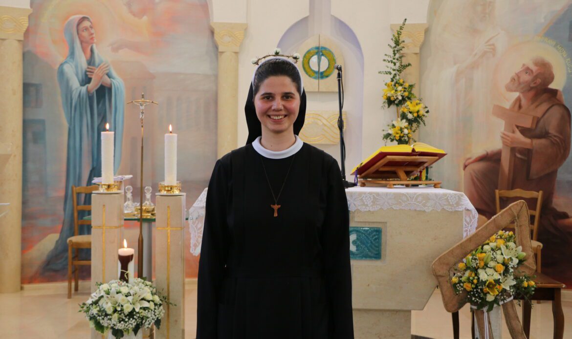 S. Veronika Radišić položila Prve zavjete IMG 0184 1170x694