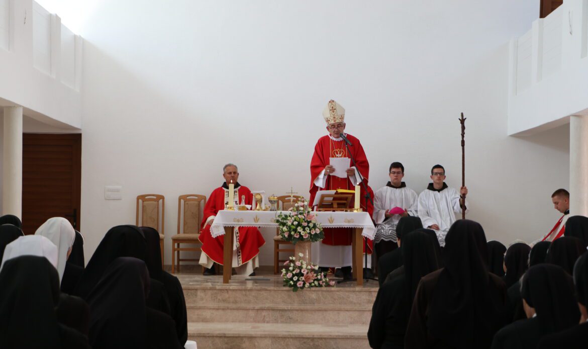 Homilija biskupa Majića na Redovničkom danu IMG 0280 1170x694