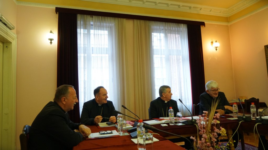 Godišnja sjednica biskupa BK BiH s Izvršnim odborom KVRPP BiH image001(18)