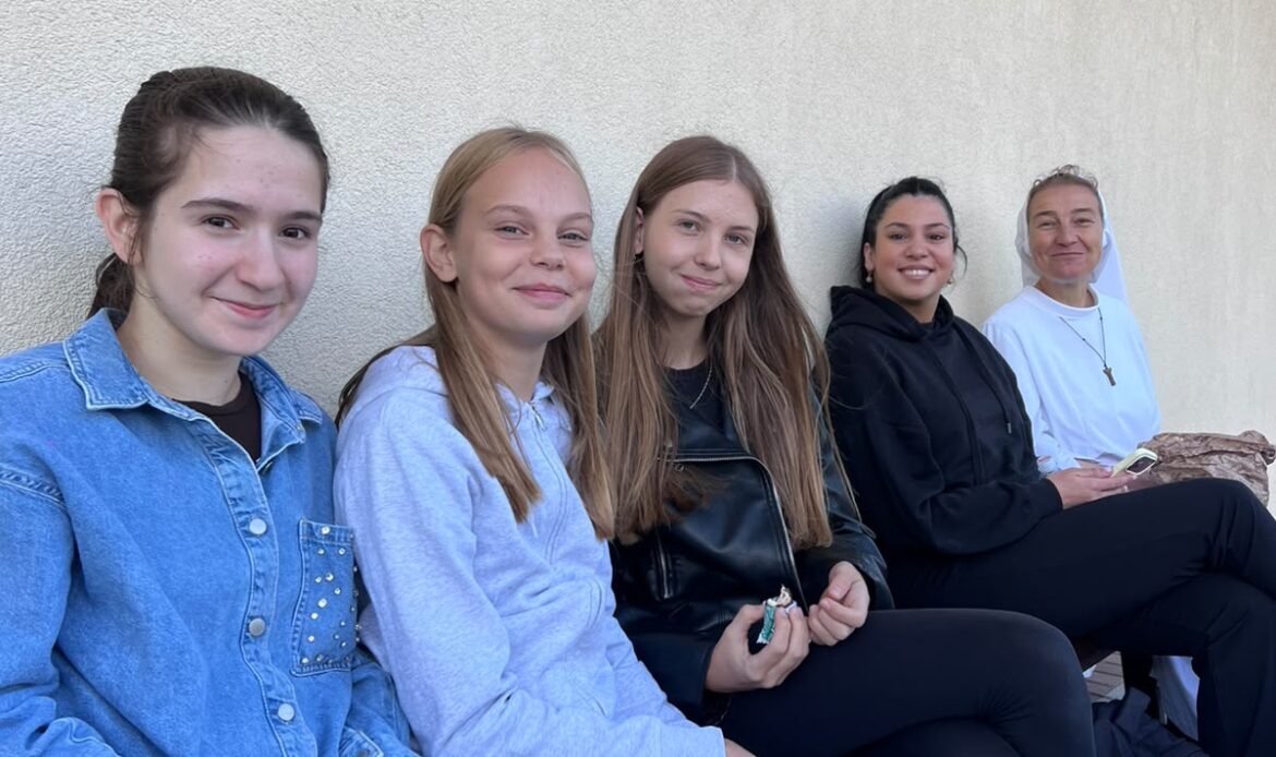 Mladi u akciji „72 sata bez kompromisa“: U samostanu Sv. Franje u Potocima radost, molitva i zajedništvo whatsapp image 2026 09 26 at 17.46.09 (1)